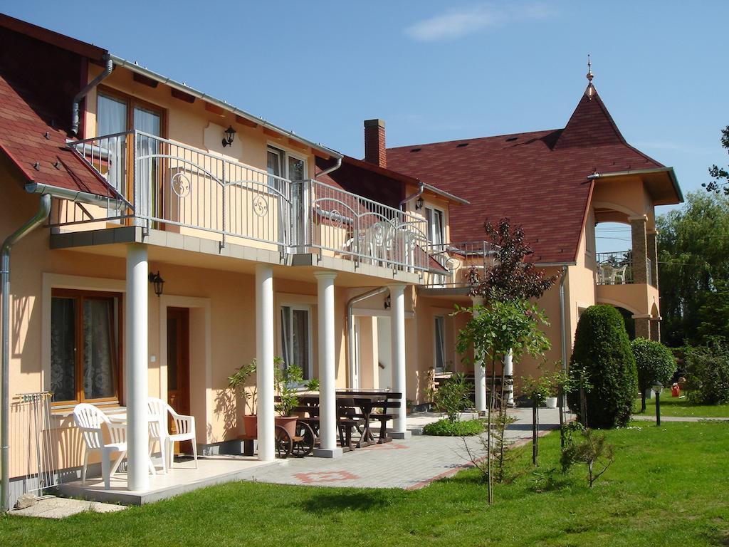 Villa Monika Keszthely Extérieur photo